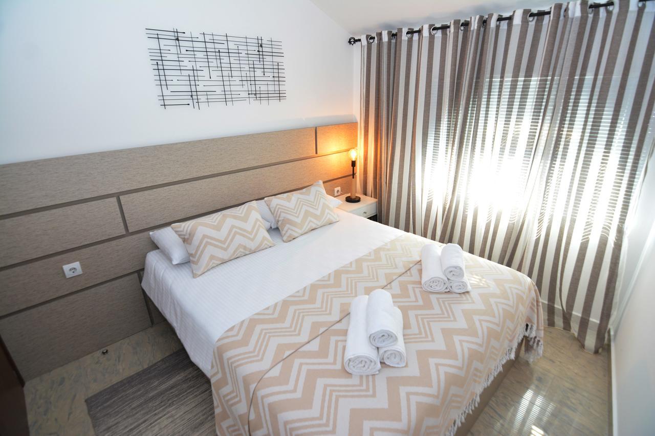 Tropicoco Apartments Tivat Bagian luar foto