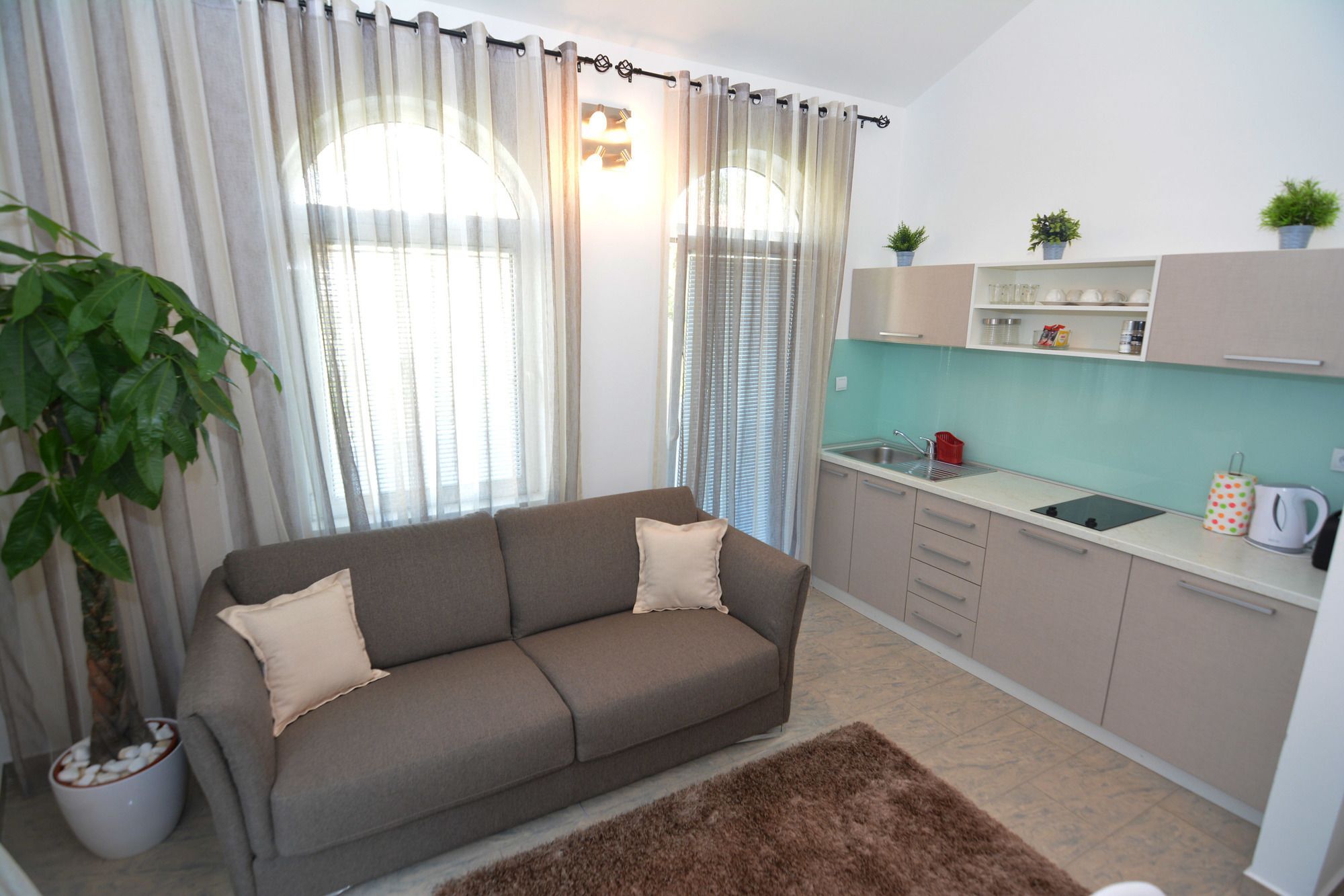 Tropicoco Apartments Tivat Bagian luar foto